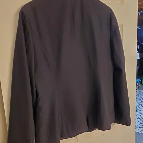 Black INC Blazer - Picture 3 of 4